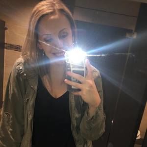 Meet your Posher, Emily leeann